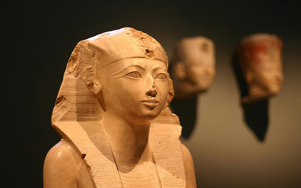 Hatshepsut (5ª) – XVIII Dinastia